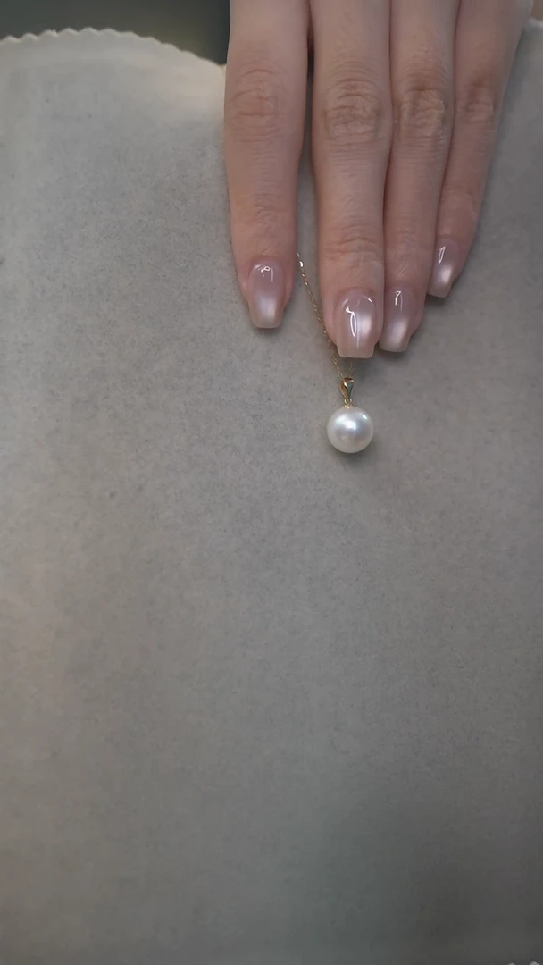 淡水珍珠18K金镶嵌吊坠(不含链)通体18K金    白色瓜子扣吊坠