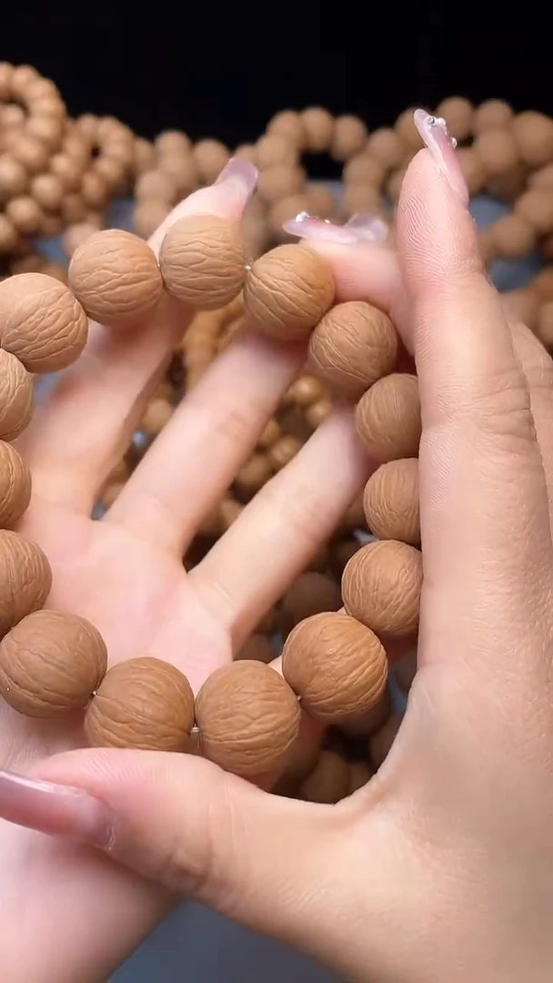【闪购商品】猴头核桃手串聚宝盆 20颗籽手持