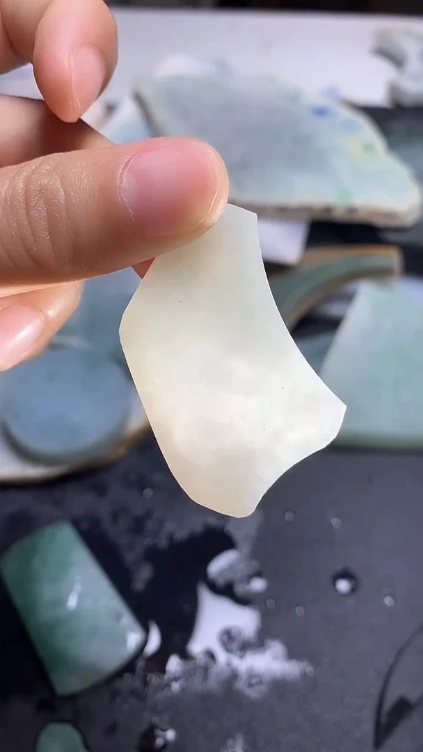 【闪购商品】翡翠颈饰未镶嵌料子