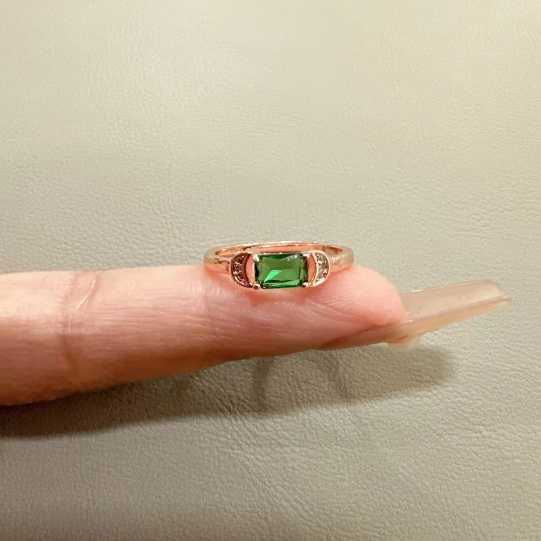 J476扁形绿玫瑰戒指