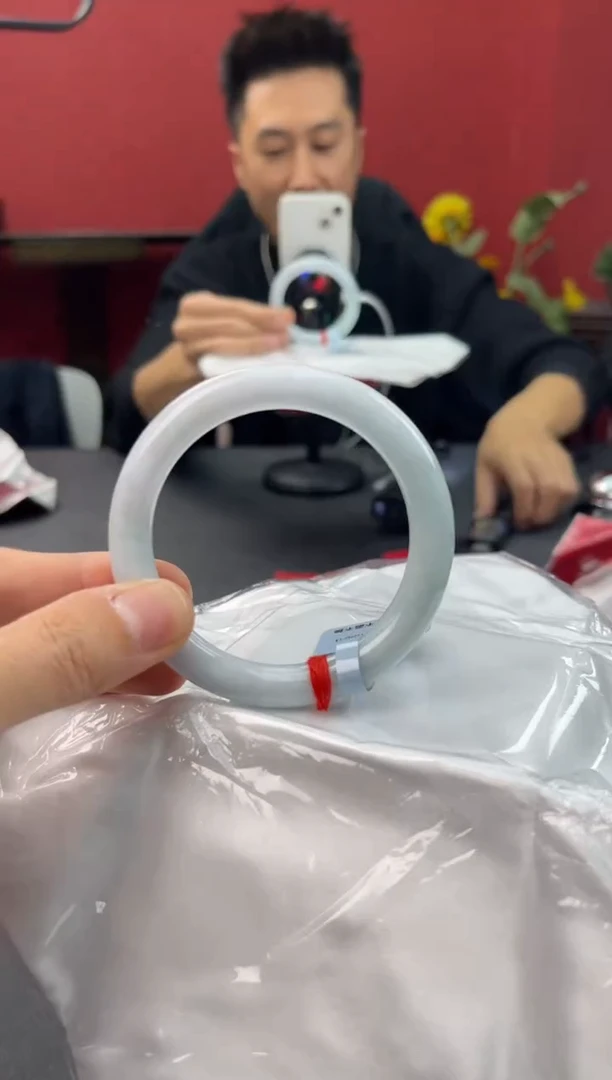 未镶嵌手镯翡翠855