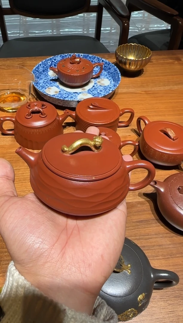 【闪购商品】夏淑君 大红袍 灵蛇纳福点金