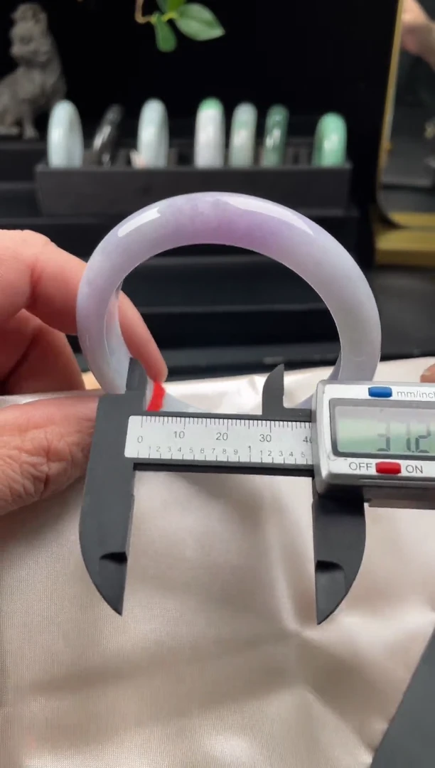 未镶嵌手镯翡翠19号 58圈口 胶润春彩手镯