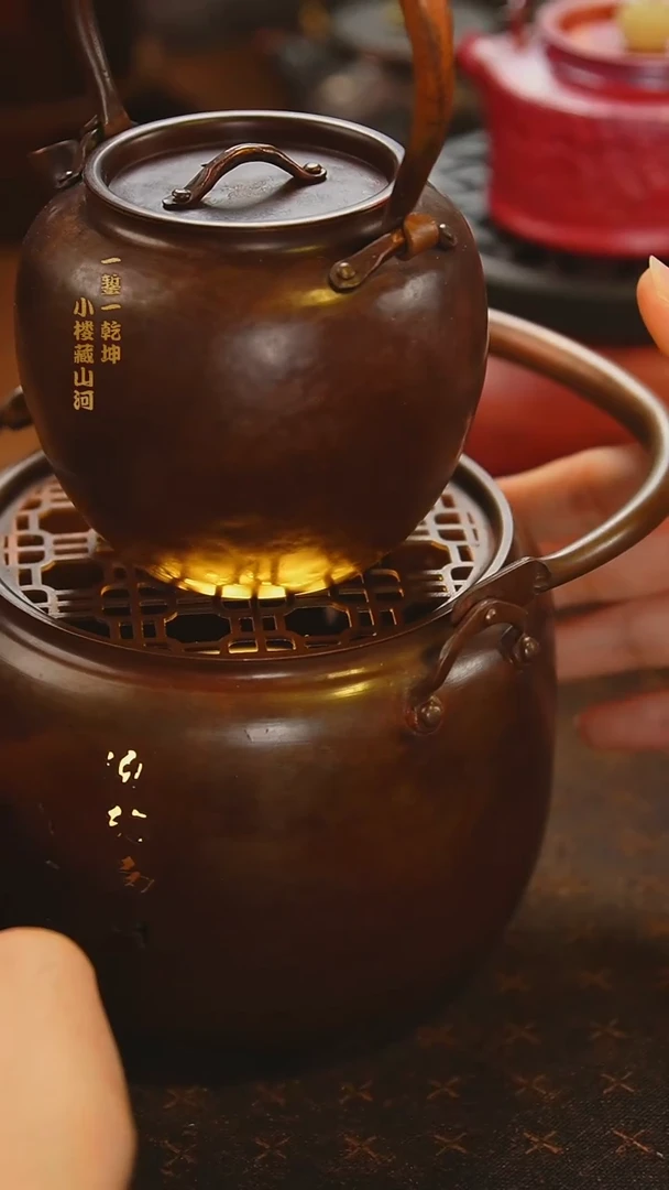 刘*冬铜小楼 小雅壶+莫慌炉子