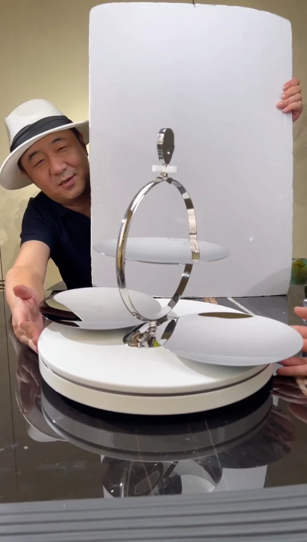 摆件菱格纹多层蛋糕盘