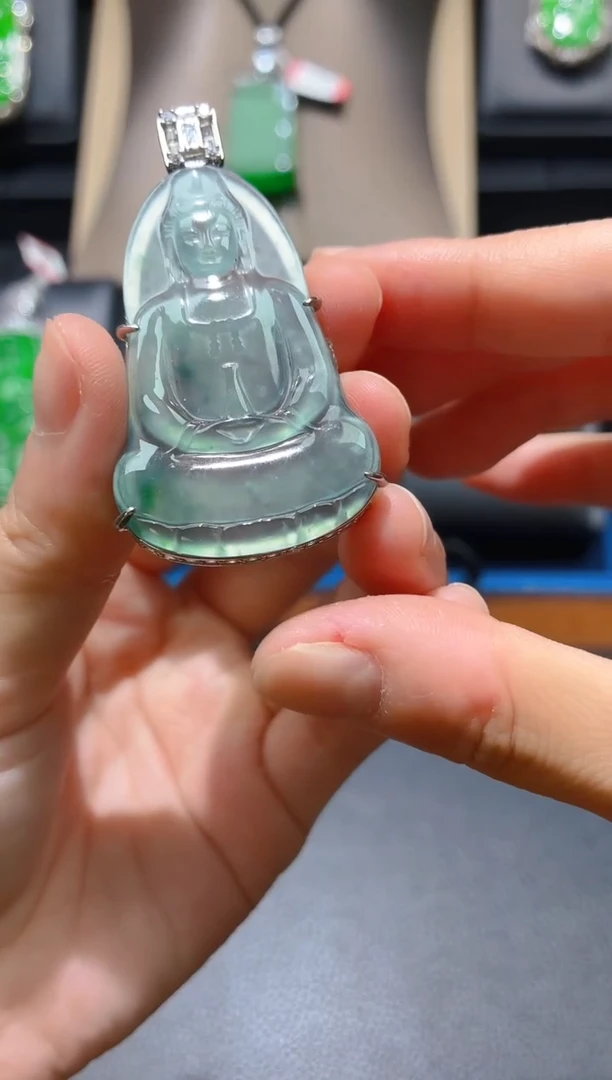 翡翠未镶嵌颈饰天然T19