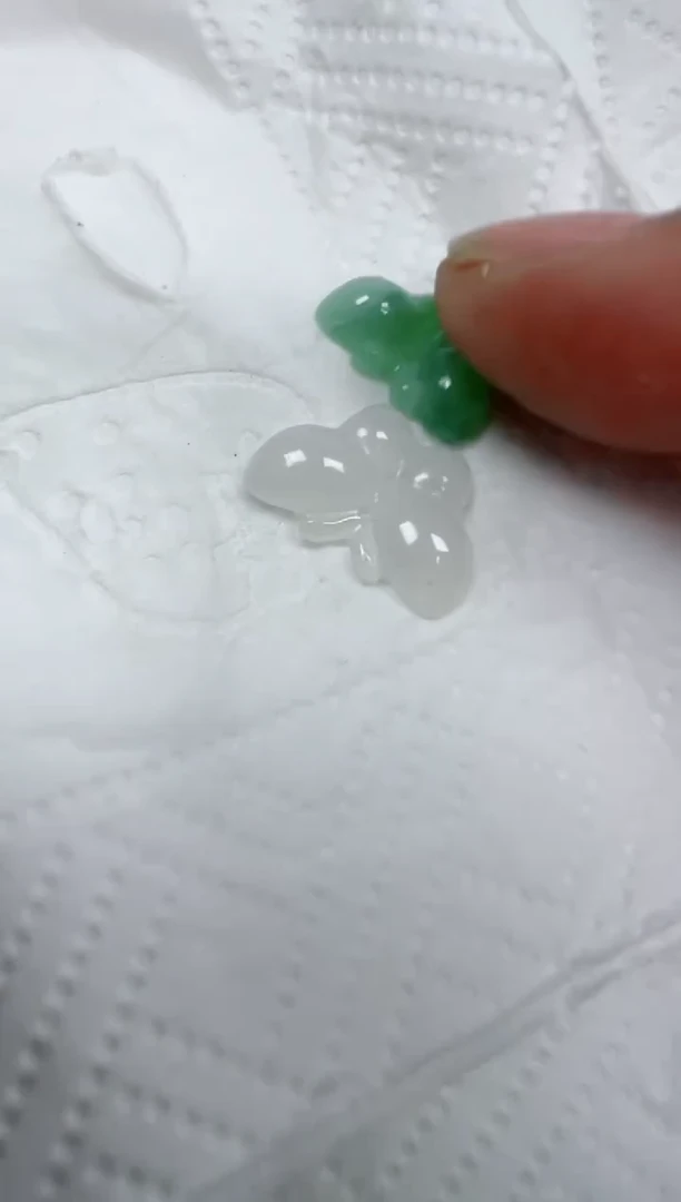 散珠翡翠1330号，A货翡翠