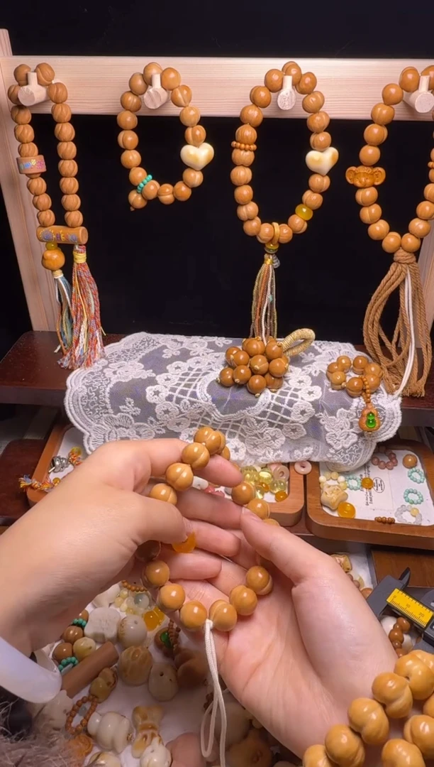 吊坠猴头核桃你全品光面柯基黄隔片橄榄跑环新绿流苏小富甲吊坠