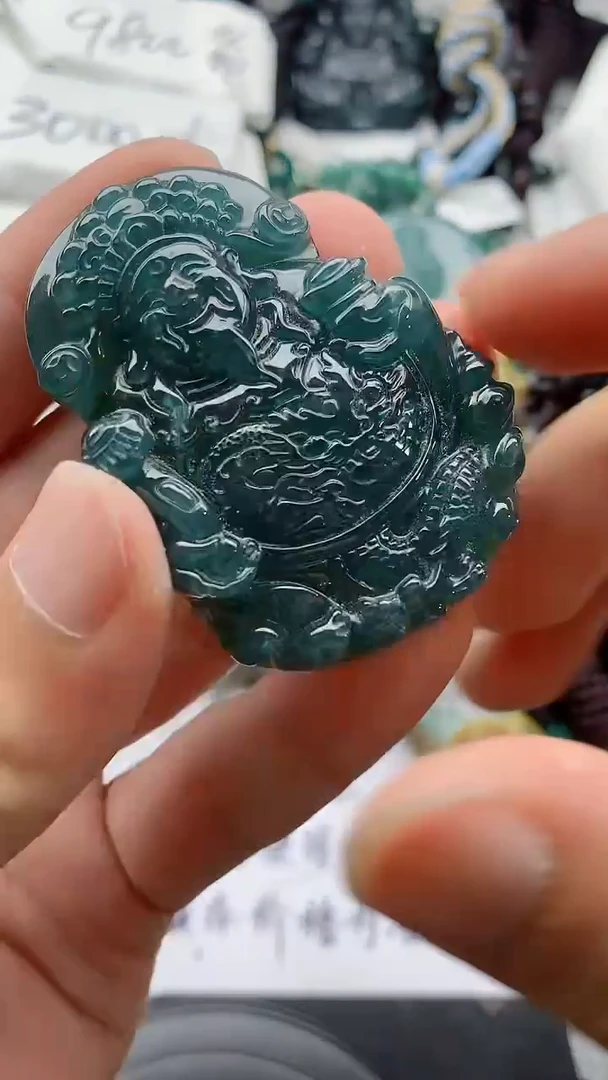 翡翠未镶嵌颈饰88888888888