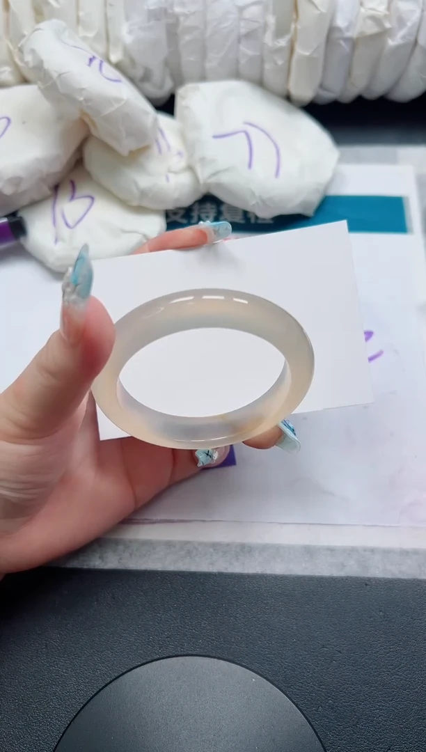 石英质玉手镯未镶嵌105-55.5