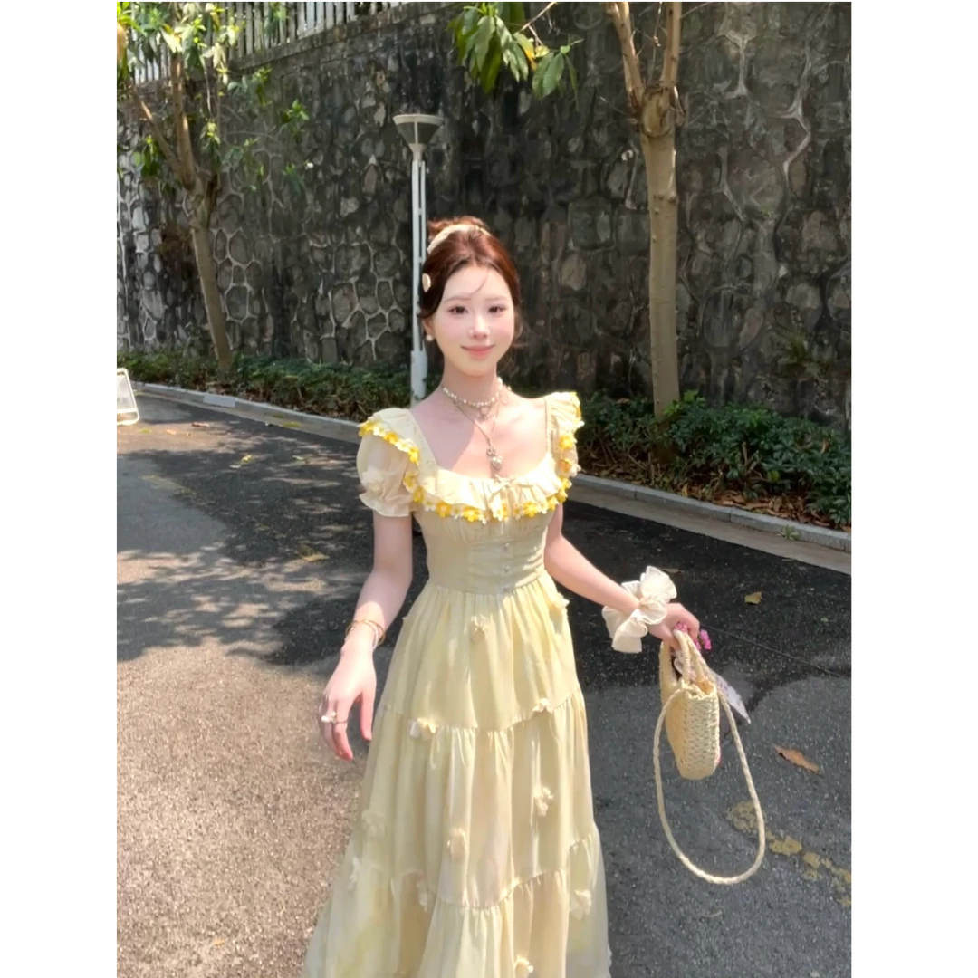 【雏菊之吻】可爱甜美风法式纯欲甜美显瘦小飞袖连衣长裙