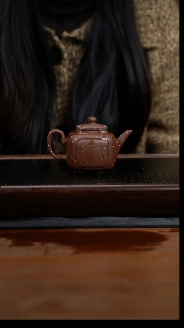茶壶紫砂120cc黄龙山原矿紫泥四方16