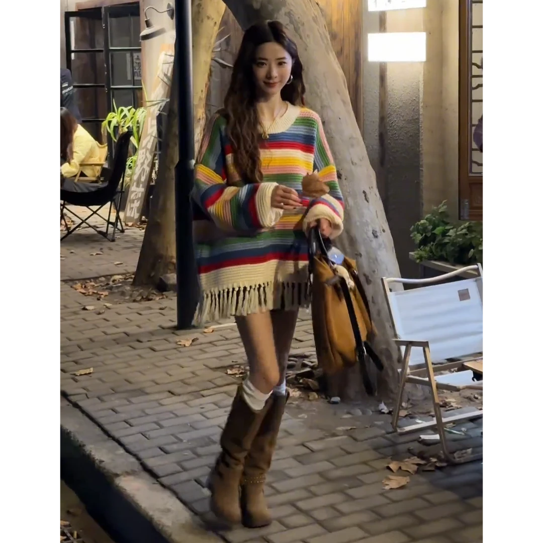 大码女装时尚韩版2025新款宽松圆领针织毛衣设计感温柔风条纹上衣
