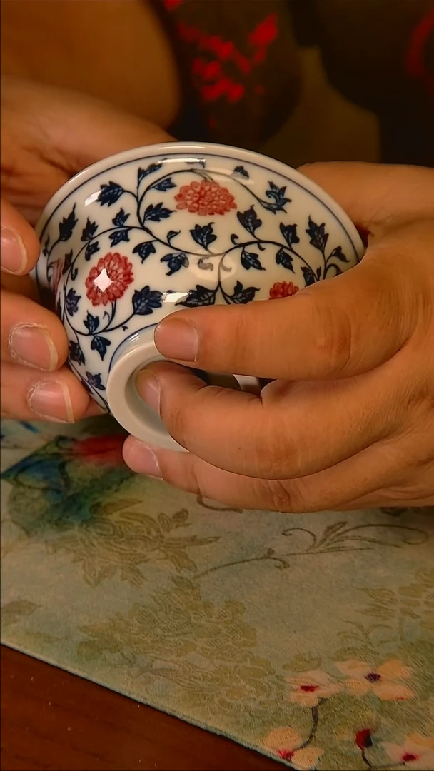 杯手工手绘杯杯很美丽