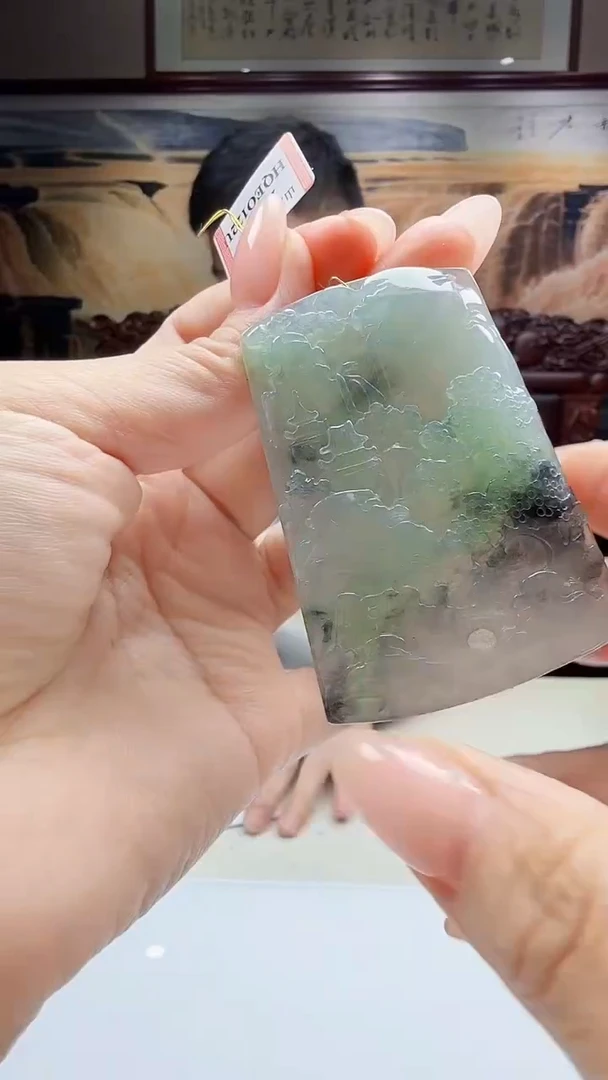 翡翠未镶嵌吊坠(不含链)216
