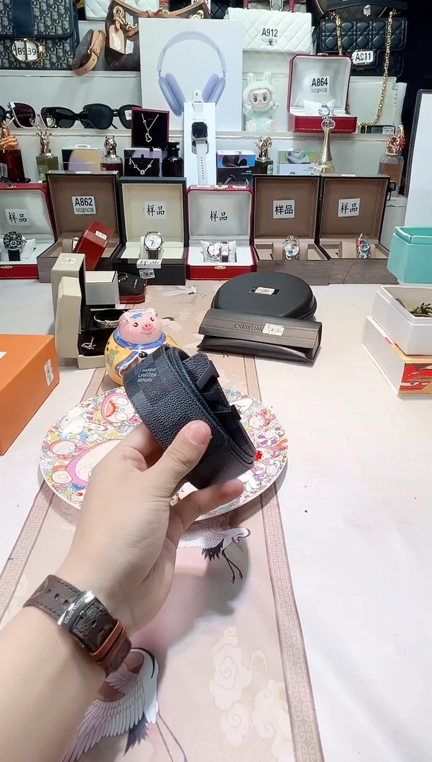 瓷片瓷器 库房到期 全部地板价@@1