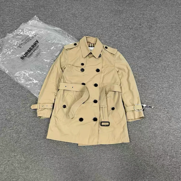 99新 BURBERRY/博柏利 博柏利 白标双排扣风衣 M码 11317
