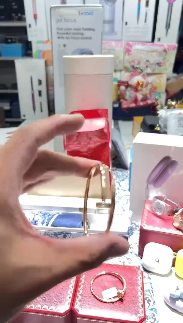 名品折扣名品折扣名品折扣@@1