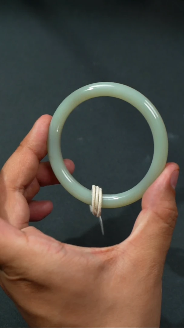 和田玉手镯未镶嵌C0010-56