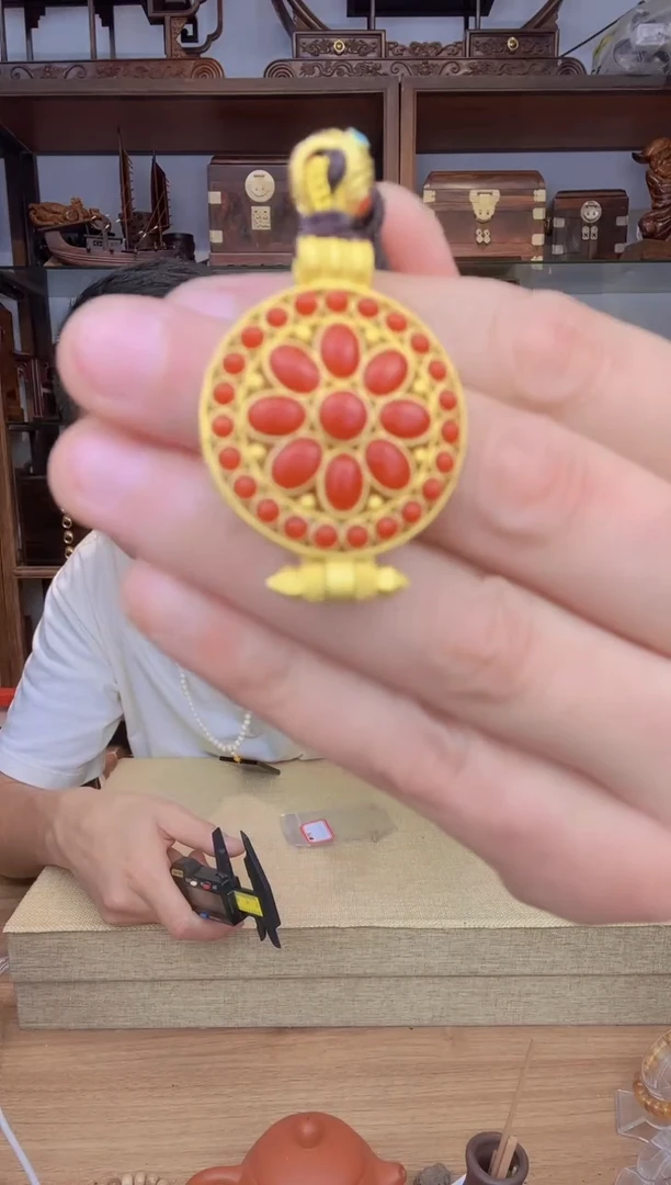 746一物一拍  圆形挂件