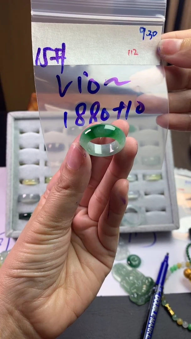 未镶嵌定制翡翠v****t毛货需精细抛光拍一发一