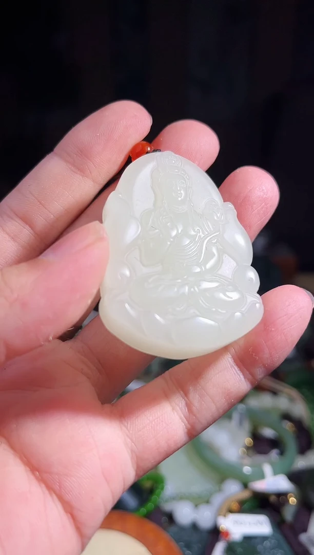 玉未镶嵌  拍一发一