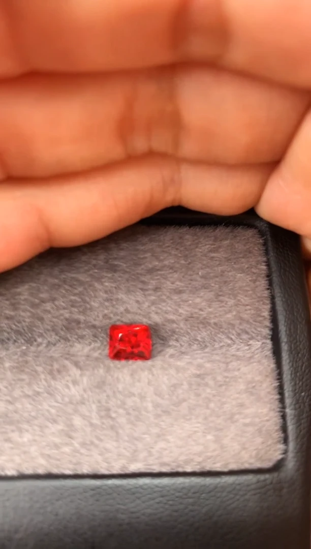 未镶嵌裸石定制尖晶石雷切型 绝地 1.27ct