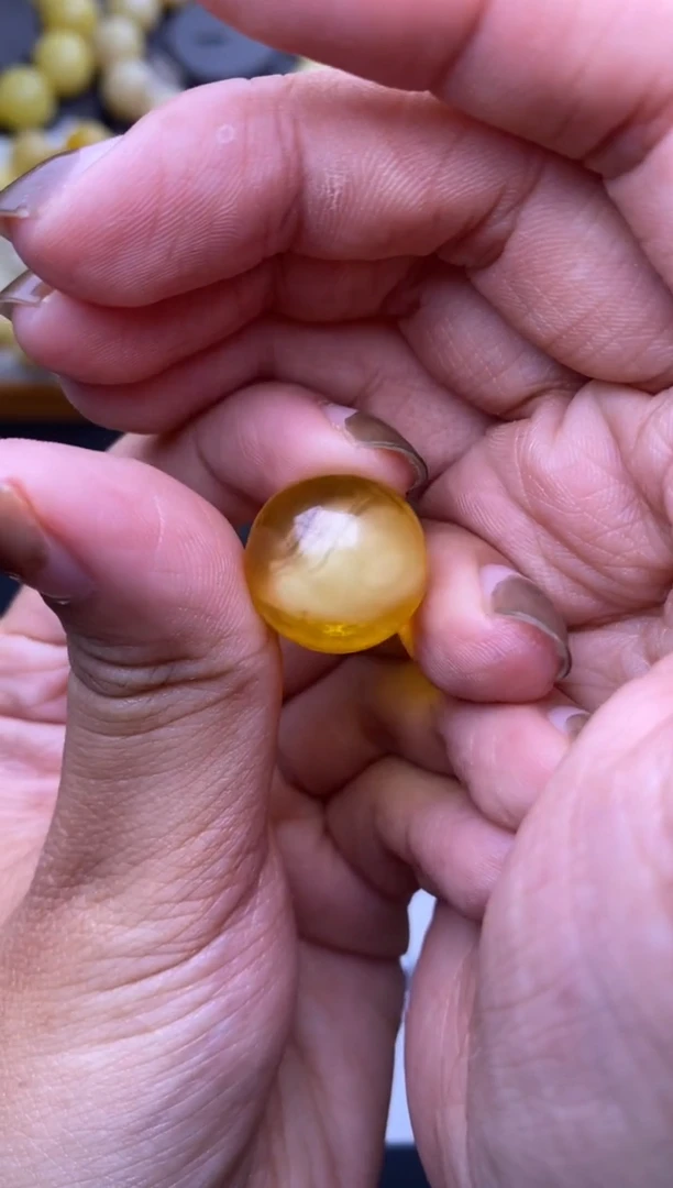 裸石琥珀未镶嵌大小姐珠宝5