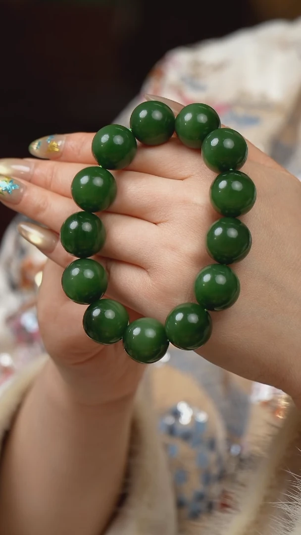 未镶嵌和田玉挂件手串