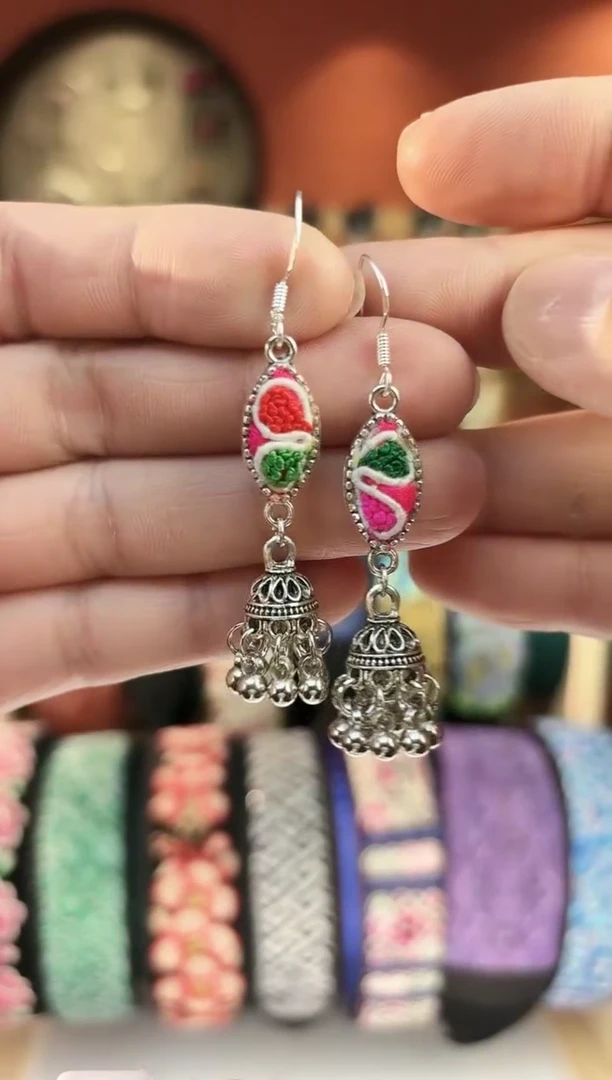 织绣非遗手工苗绣刺绣饰品30