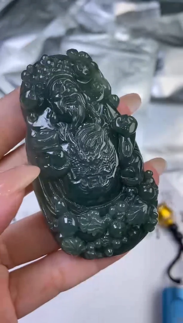 翡翠挂件未镶嵌2222713   /多样性发一件