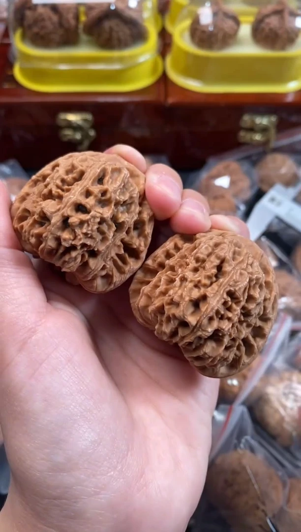 把件文玩核桃南疆石43尺x537