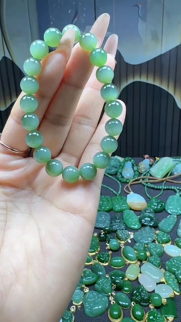 【闪购商品】和田玉挂件未镶嵌9+