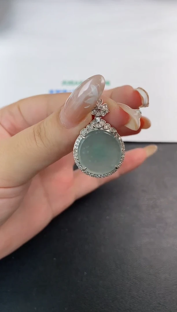 翡翠未镶嵌吊坠(不含链)天然A货翡翠