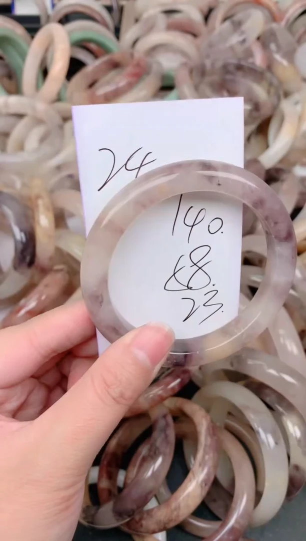 未镶嵌手镯石英质玉140