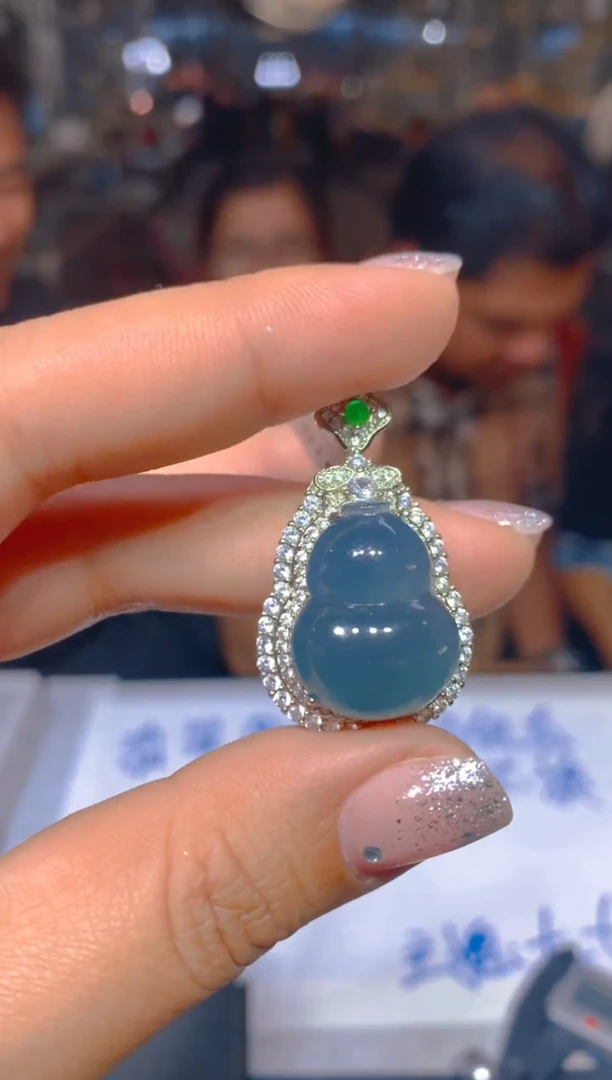 【闪购商品】定制翡翠未镶嵌51定制翡翠.多样性发货（发其一）