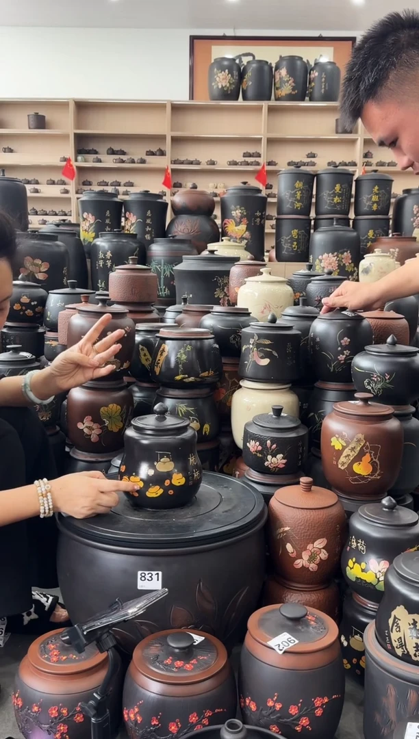 罐瑕疵茶叶罐   彩填小葫芦  963