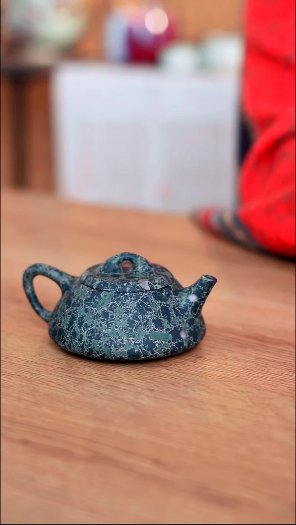 寻武记安山玉石瓢壶