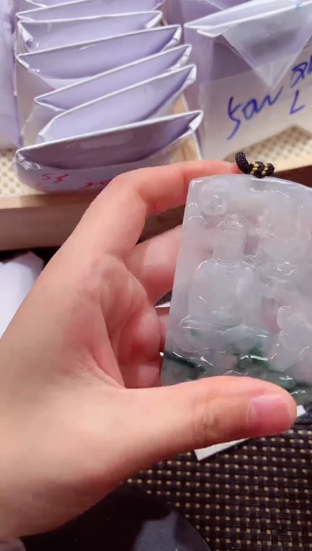 颈饰未镶嵌翡翠20251231