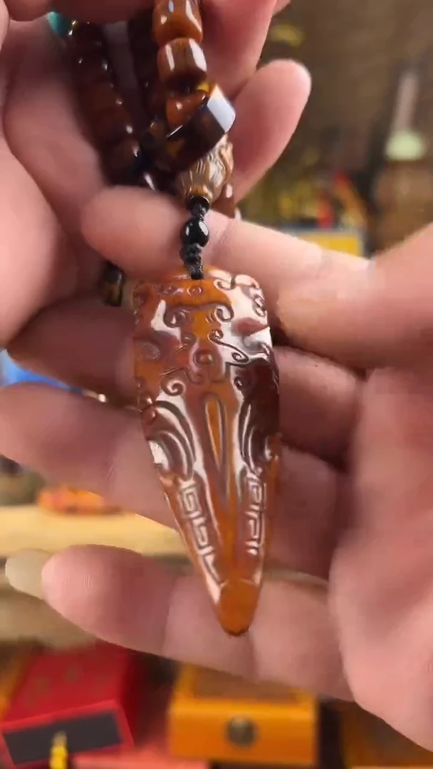 滴血莲花菩提吊坠所见即所得