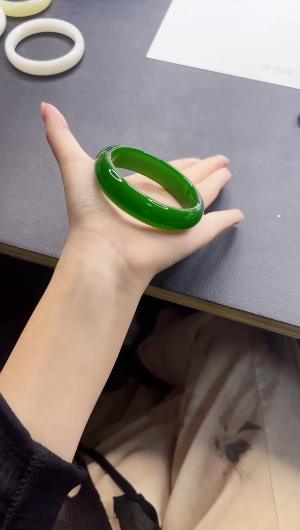 和田玉手镯未镶嵌75-1-54