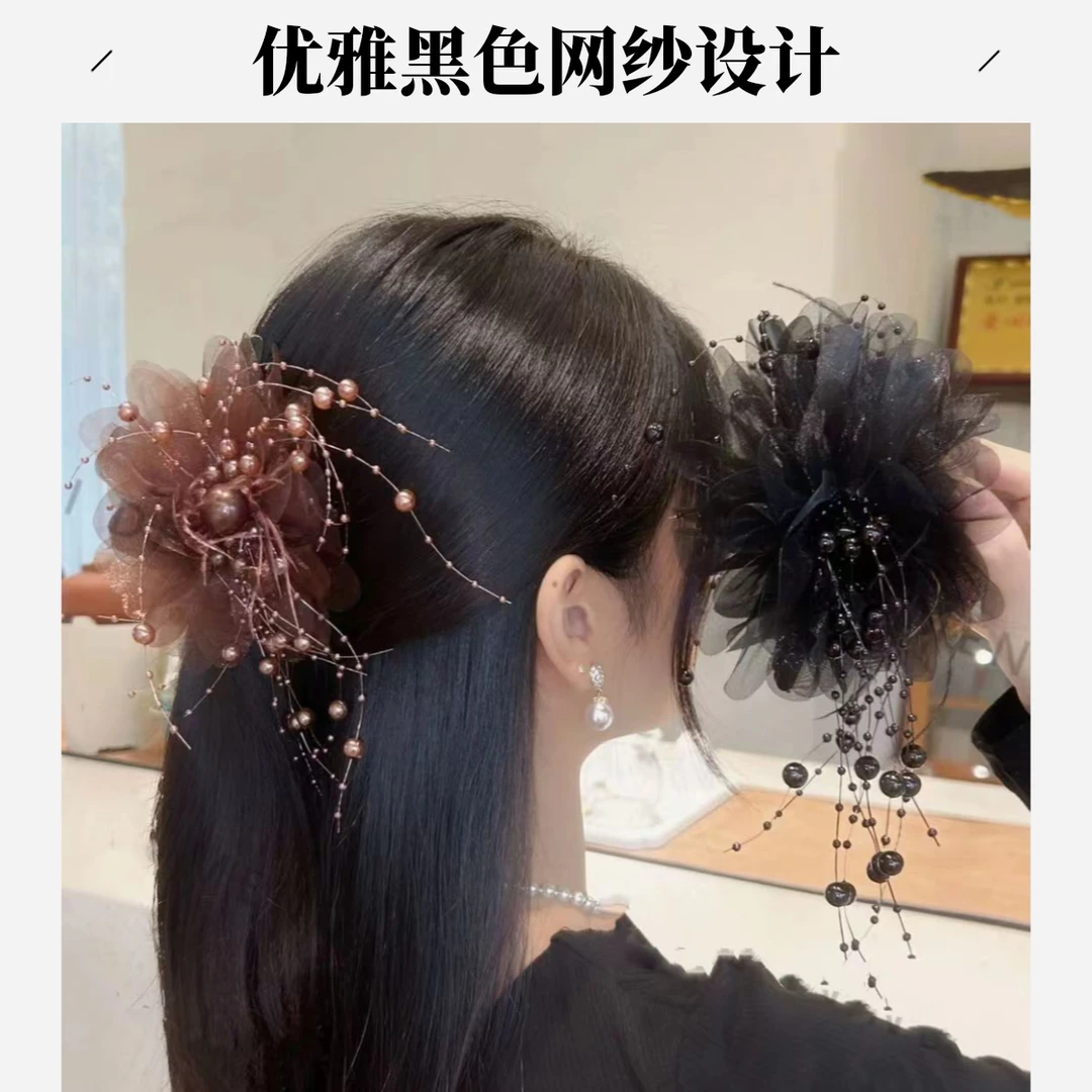 牡丹花羽毛流苏抓夹2025新款发夹后脑勺显发量蓬松高颅顶鲨鱼夹