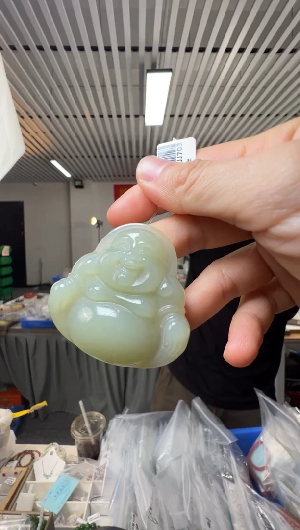 和田玉未镶嵌吊坠(不含链)和田玉佛公吊坠约48*49mm