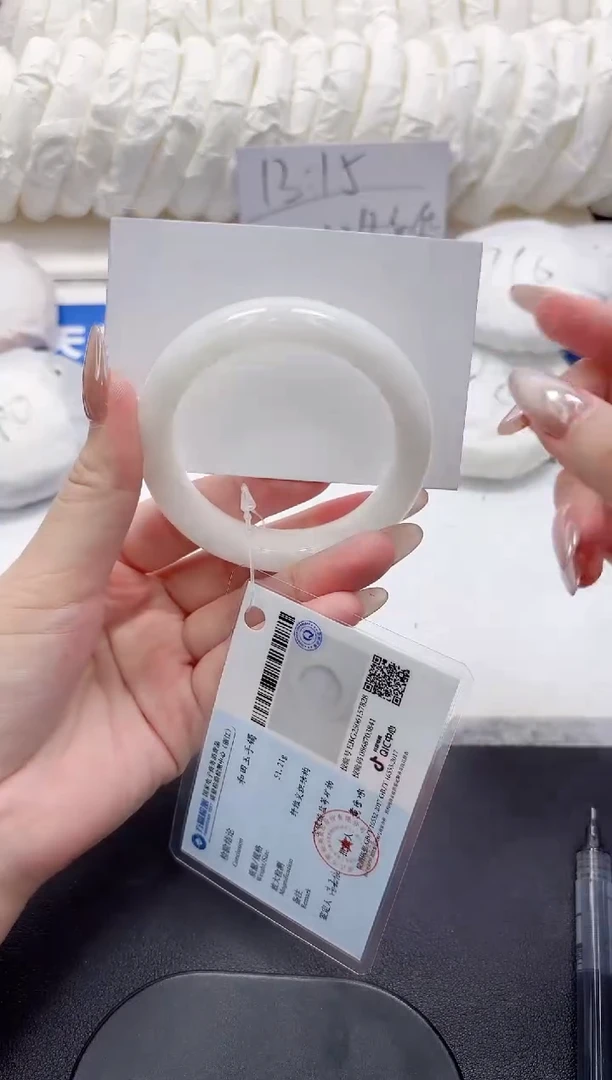 和田玉手镯未镶嵌51-52.3