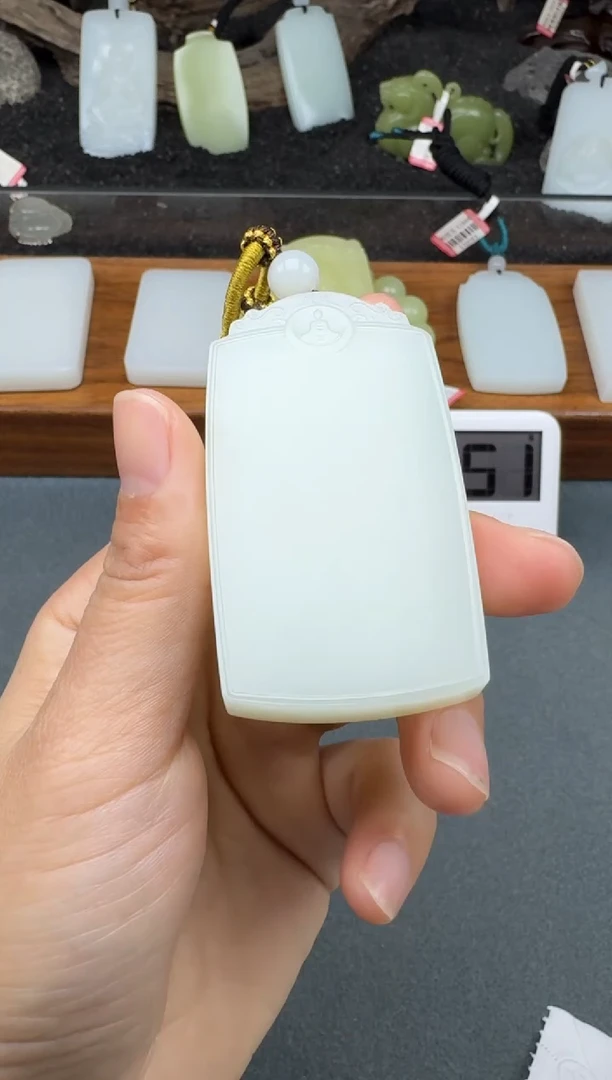 颈饰未镶嵌和田玉2