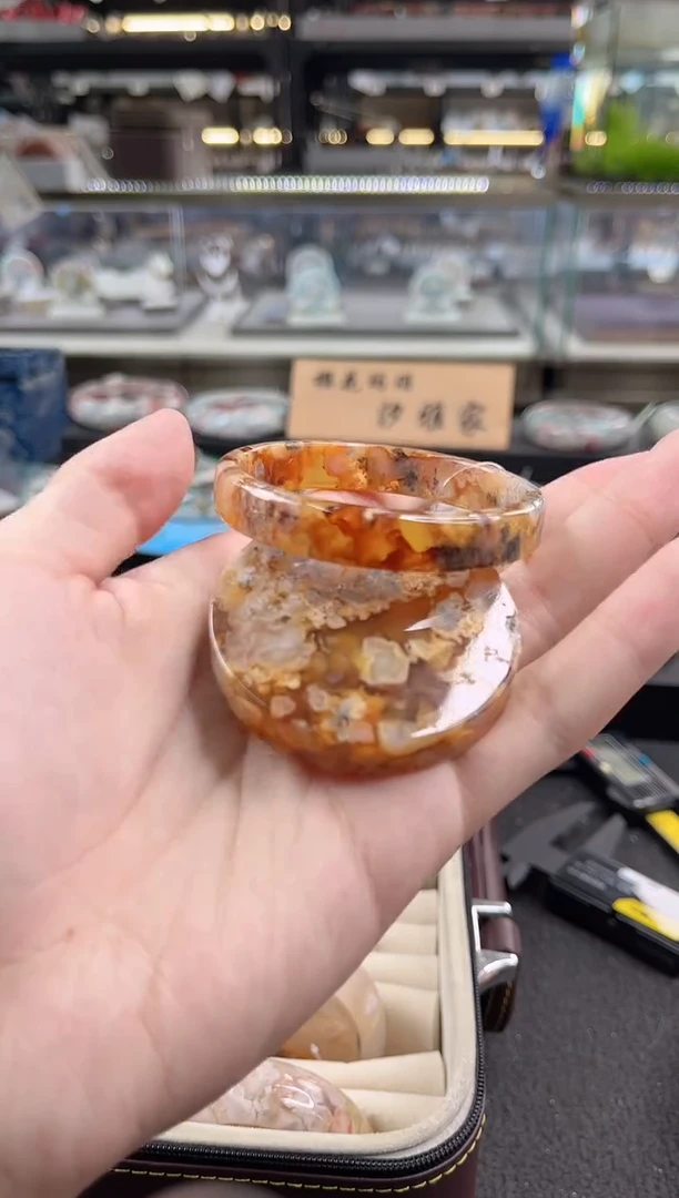 未镶嵌手镯石英质玉55-56圈口（赠品镯心）6624553