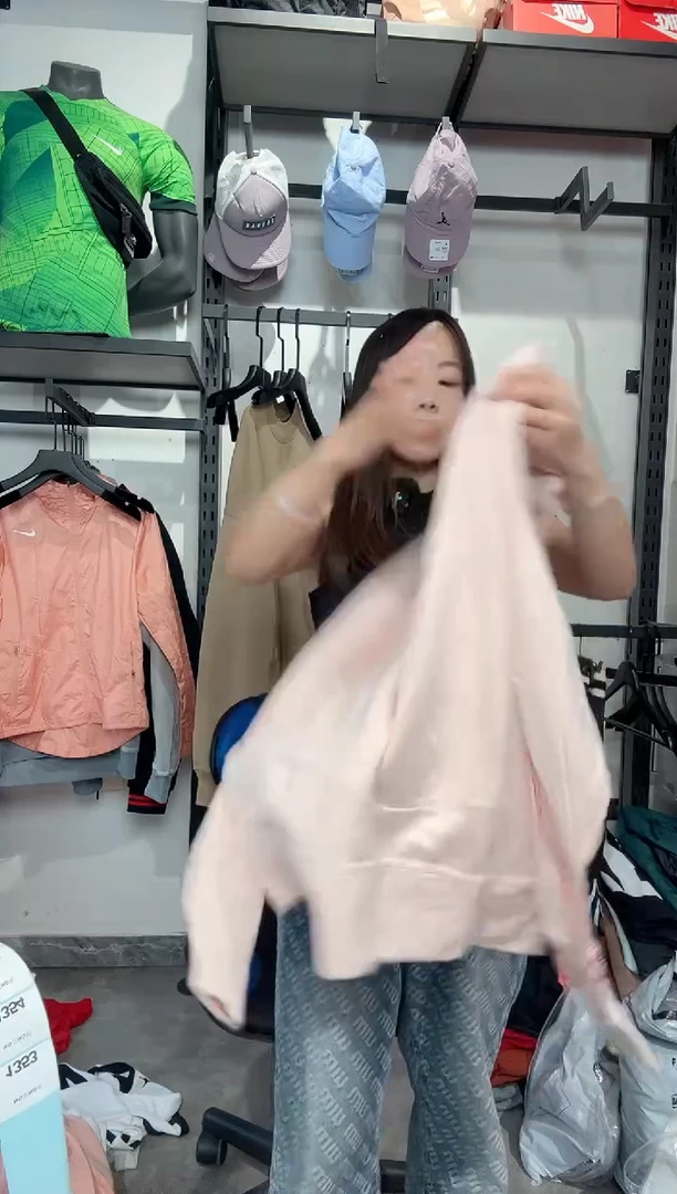1353  编码 耐克卫衣服饰过款为准 尺码