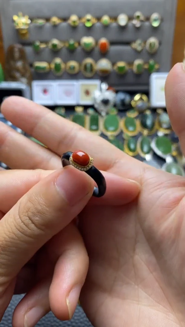 和田玉18K金镶嵌珠宝半成品向**生戒指