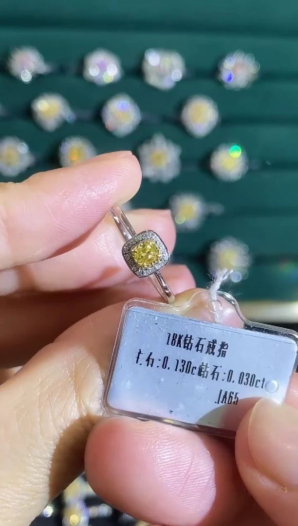 18K金镶嵌戒指钻石03