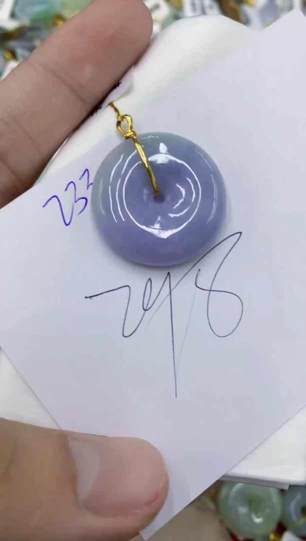 翡翠18K金镶嵌颈饰111111111111